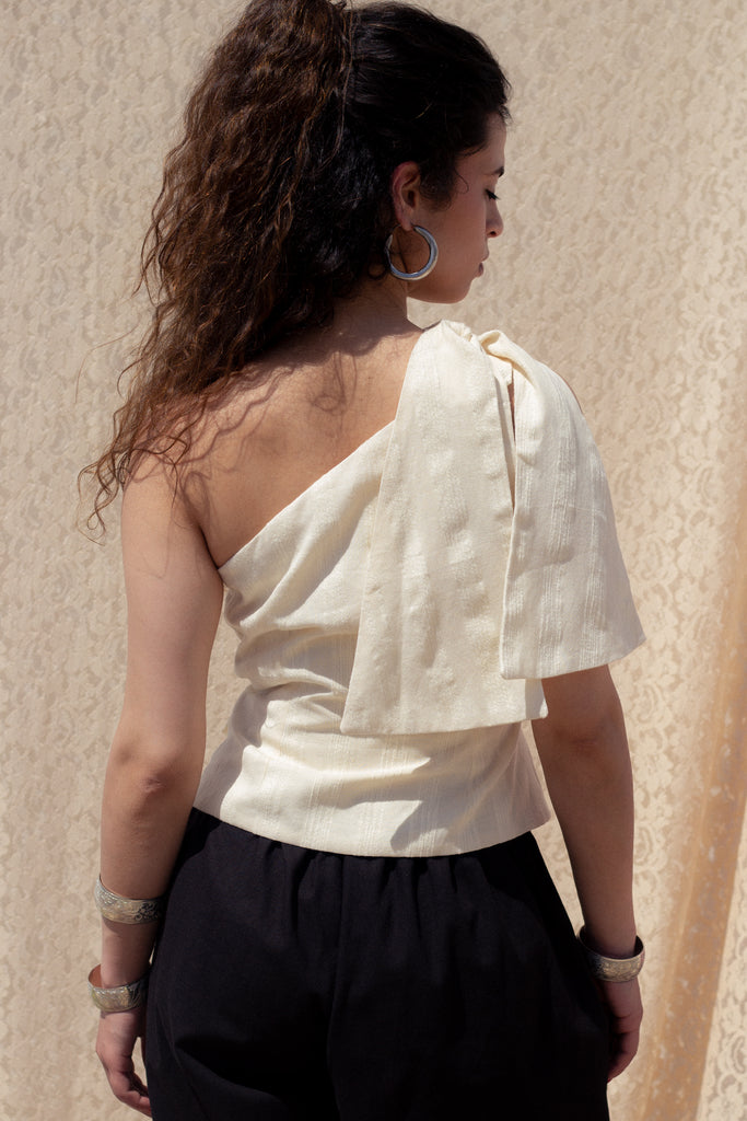 Zada wrap vest (ivory) – Nol Collective